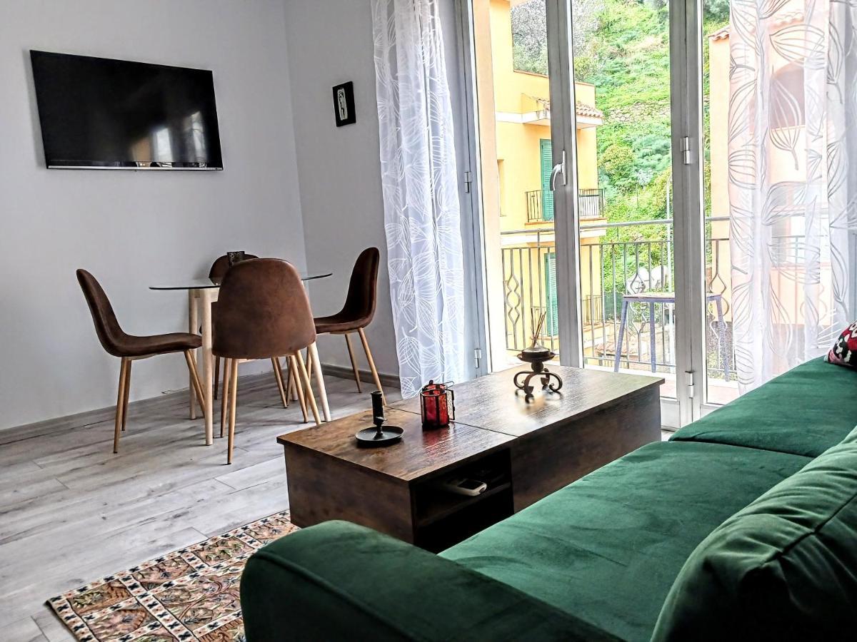 Mungi Bay, Flat With Sea View Roof Top Terrace Giardini-Naxos Exterior foto