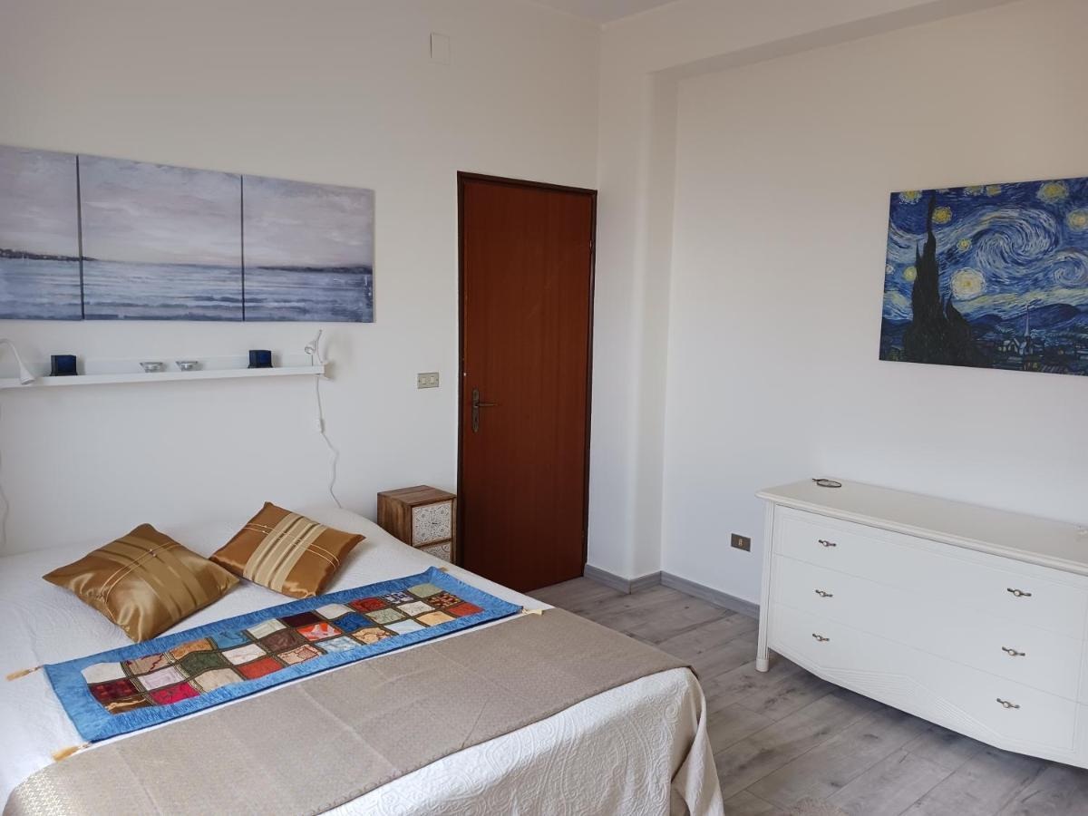 Mungi Bay, Flat With Sea View Roof Top Terrace Giardini-Naxos Exterior foto