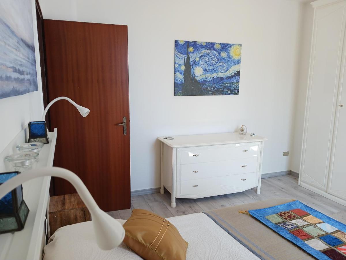 Mungi Bay, Flat With Sea View Roof Top Terrace Giardini-Naxos Exterior foto