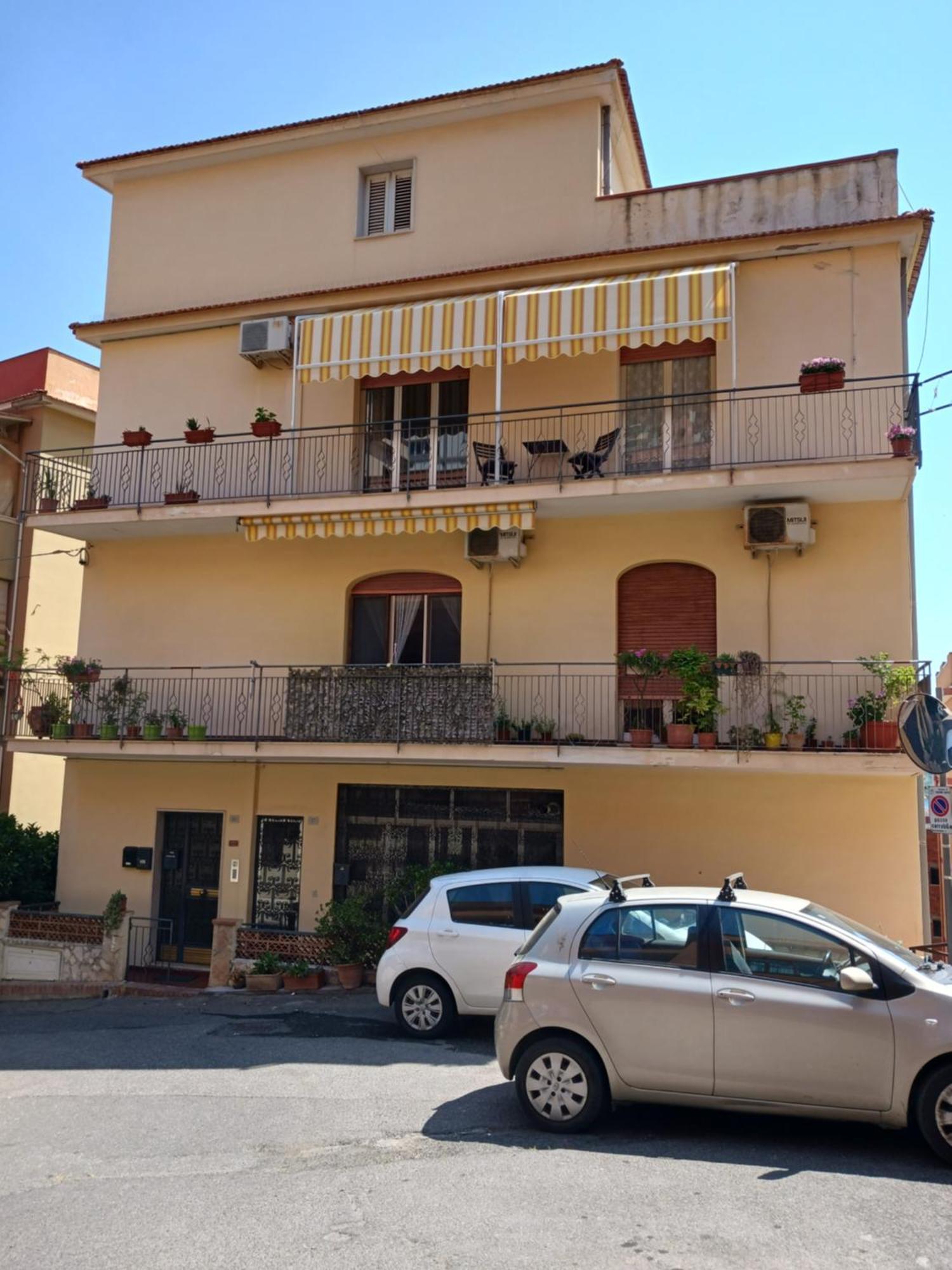 Mungi Bay, Flat With Sea View Roof Top Terrace Giardini-Naxos Exterior foto